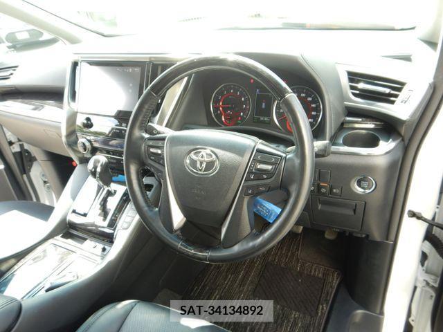 Toyota VELLFIRE 2019-06 333206-6