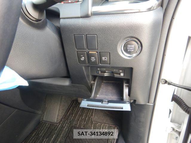 Toyota VELLFIRE 2019-06 333206-7