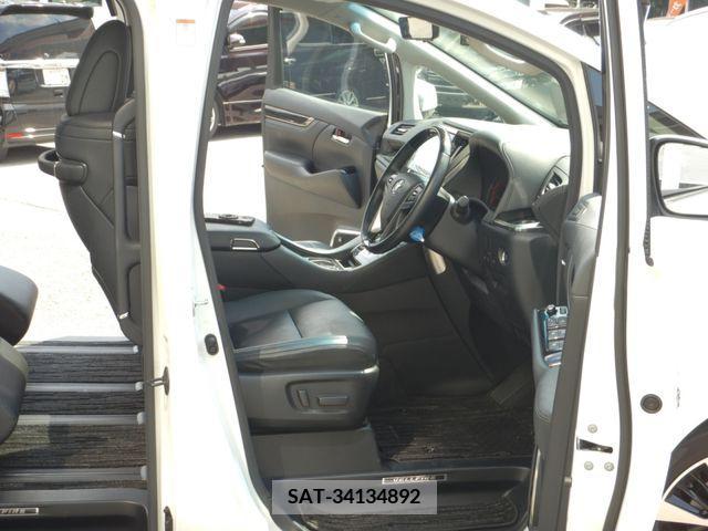 Toyota VELLFIRE 2019-06 333206-4