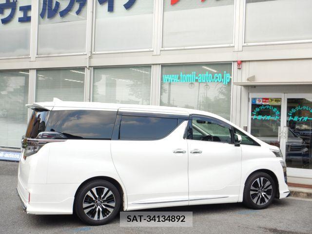 Toyota VELLFIRE 2019-06 333206-26
