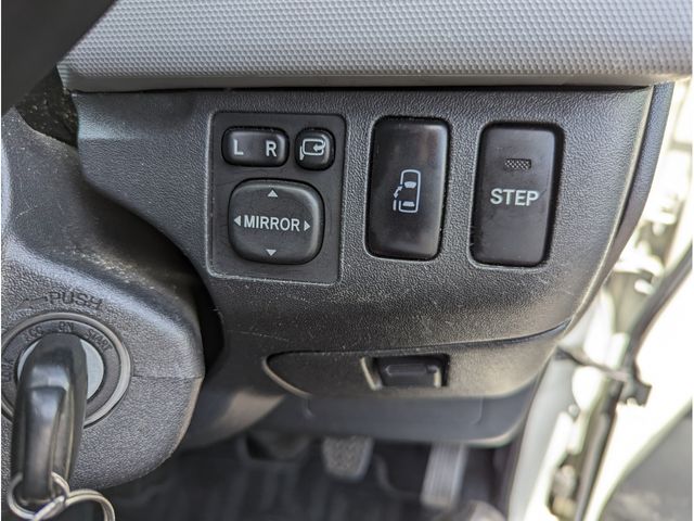 Toyota REGIUSACE VAN 2012-11 3767-24