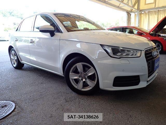 Audi A1 2015-06 348183-0