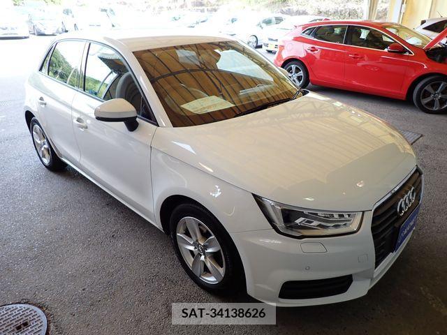 Audi A1 2015-06 348183-3