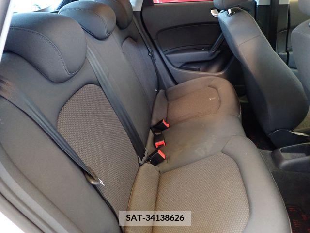 Audi A1 2015-06 348183-18
