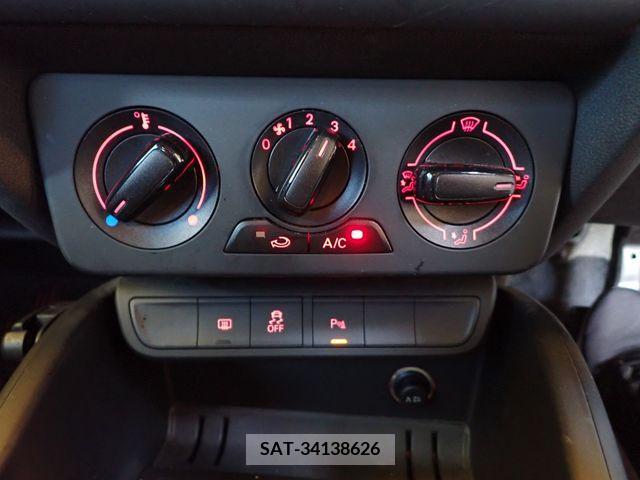 Audi A1 2015-06 348183-15