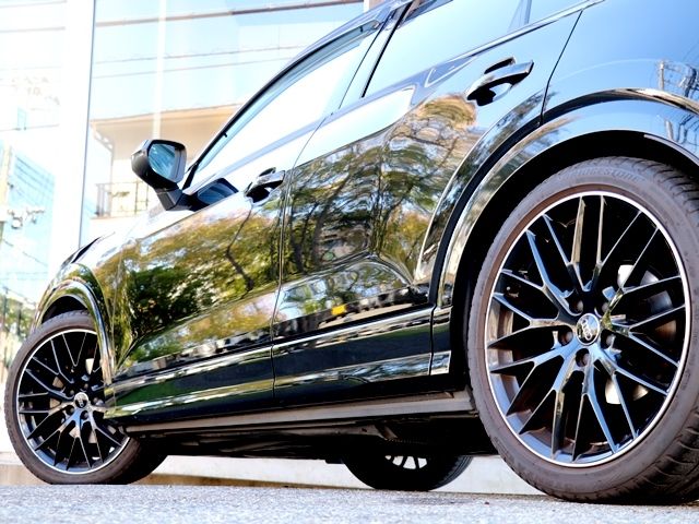 Audi Q2 2018-11 192906-12