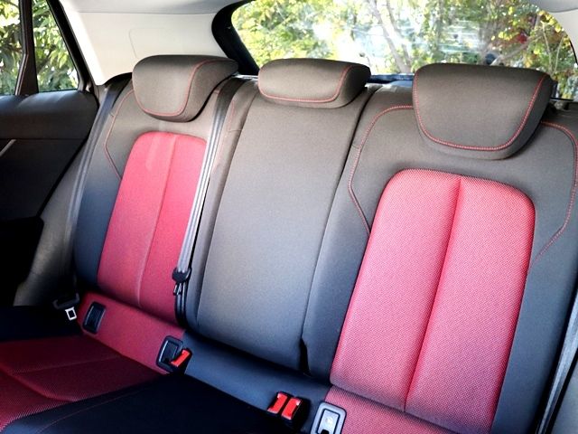 Audi Q2 2018-11 192906-26