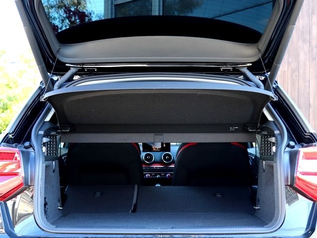 Audi Q2 2018-11 192906-29