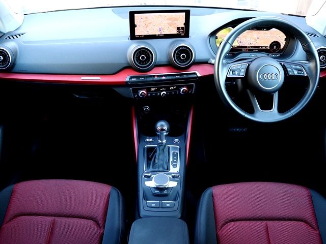 Audi Q2 2018-11 192906-1