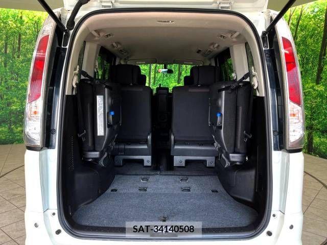 Nissan SERENA 2011-11 367631-11