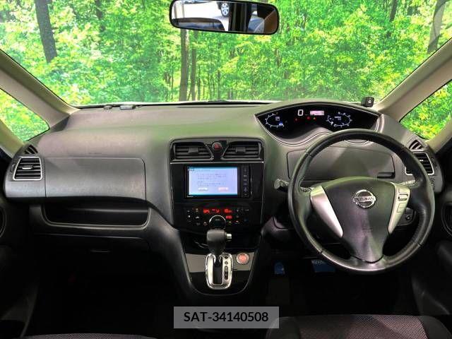 Nissan SERENA 2011-11 367631-1