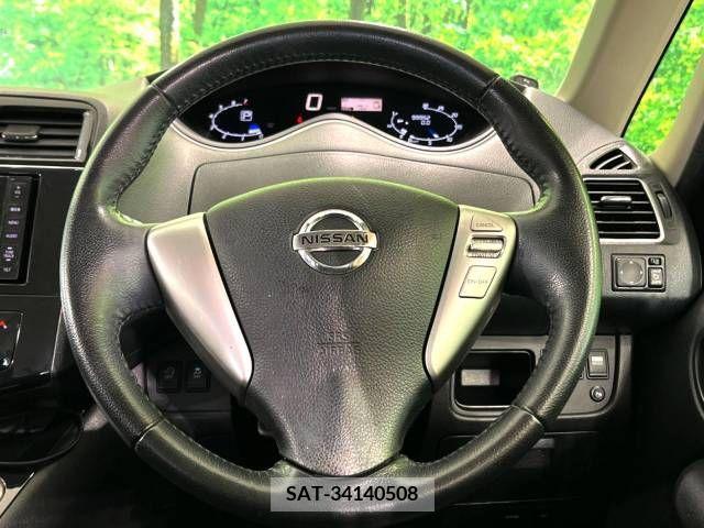 Nissan SERENA 2011-11 367631-14