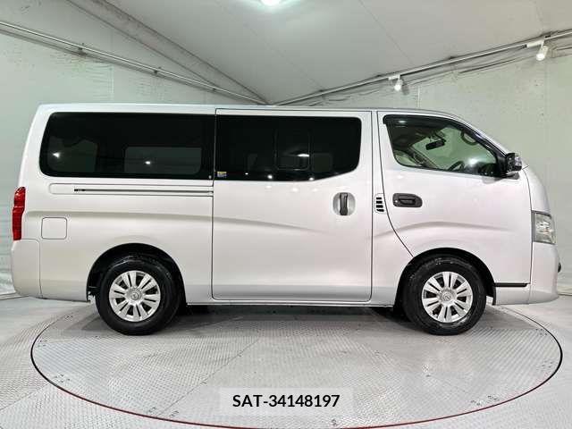 Nissan NV350 Caravan 2019-04 280553-7