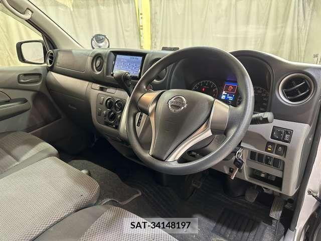 Nissan NV350 Caravan 2019-04 280553-12