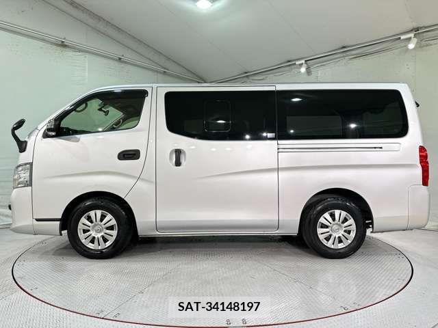 Nissan NV350 Caravan 2019-04 280553-11
