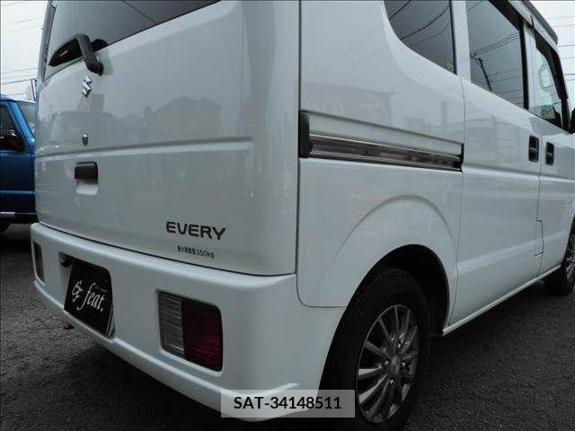 Suzuki EVERY 2015-01 297484-12