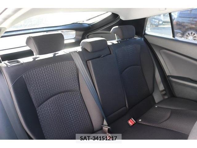 Toyota PRIUS 2017-03 206684-13