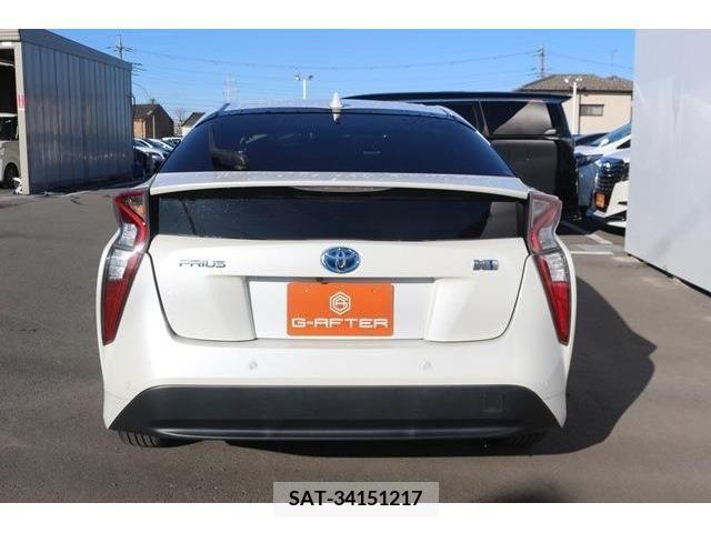 Toyota PRIUS 2017-03 206684-7