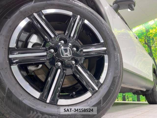Honda VEZEL 2022-11 375967-13