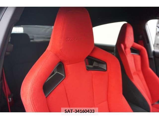 Honda CIVIC 2023-10 302713-17