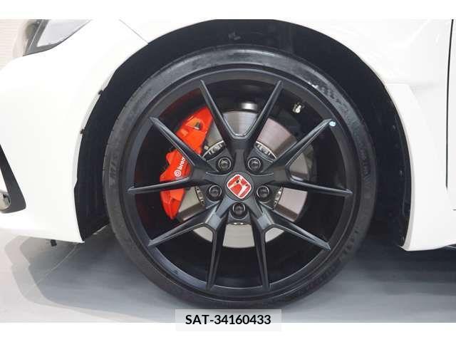 Honda CIVIC 2023-10 302713-12
