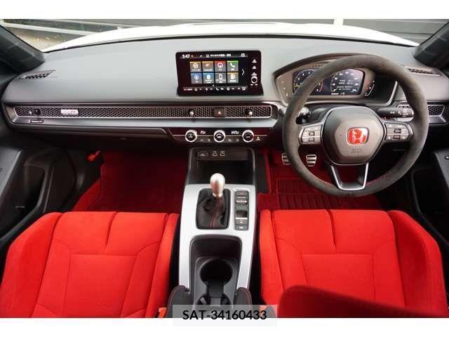 Honda CIVIC 2023-10 302713-13