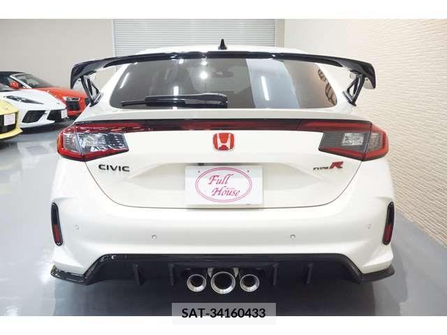 Honda CIVIC 2023-10 302713-3