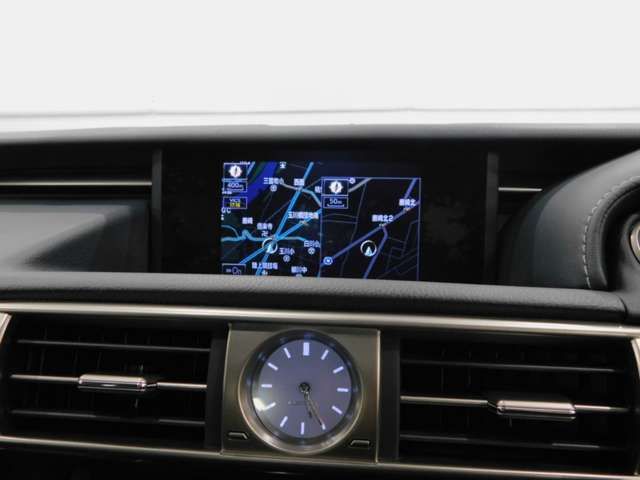 Lexus IS 2013-06 15375-9