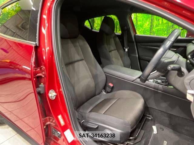 Mazda MAZDA3 2019-12 213917-9