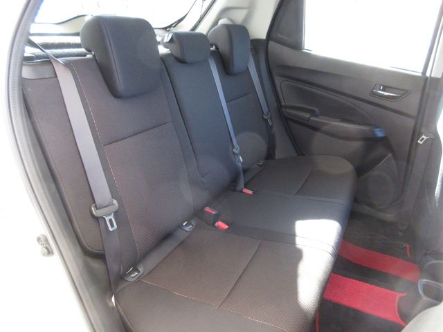 Suzuki SWIFT 2019-06 189693-7