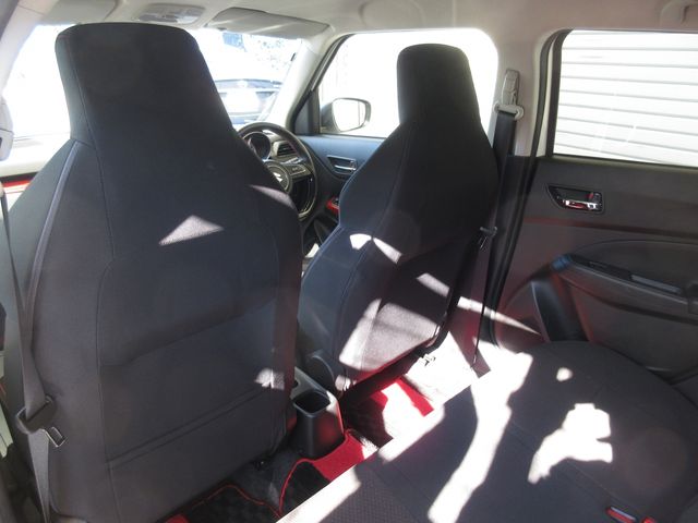 Suzuki SWIFT 2019-06 189693-12