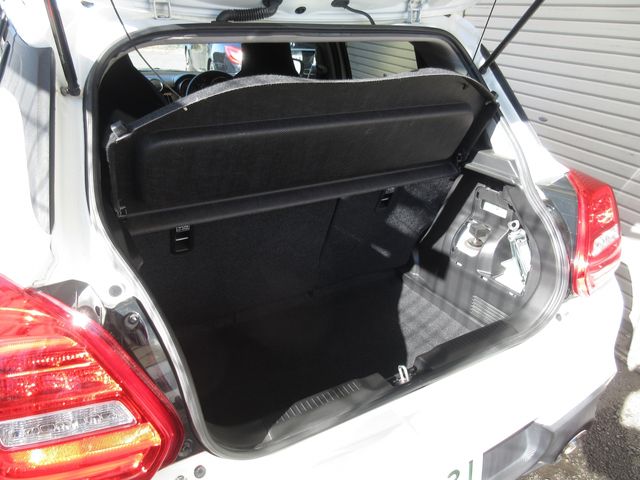 Suzuki SWIFT 2019-06 189693-10