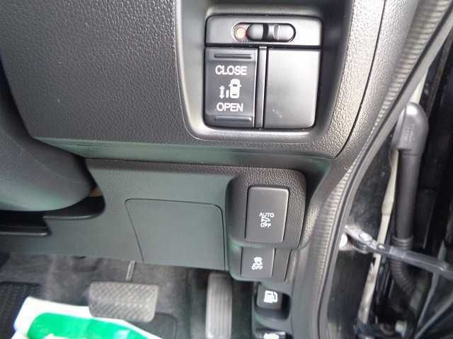 Honda N BOX CUSTOM 2017-05 25195-6