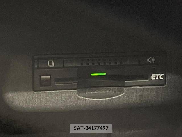 Toyota PRIUS 2015-11 282270-7