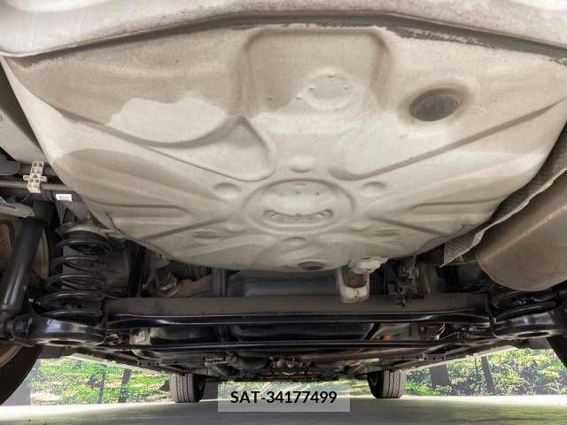 Toyota PRIUS 2015-11 282270-19