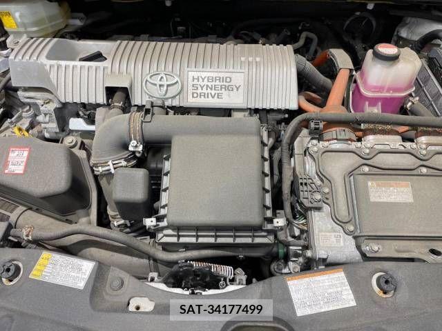 Toyota PRIUS 2015-11 282270-18