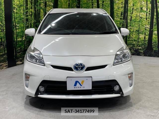 Toyota PRIUS 2015-11 282270-14