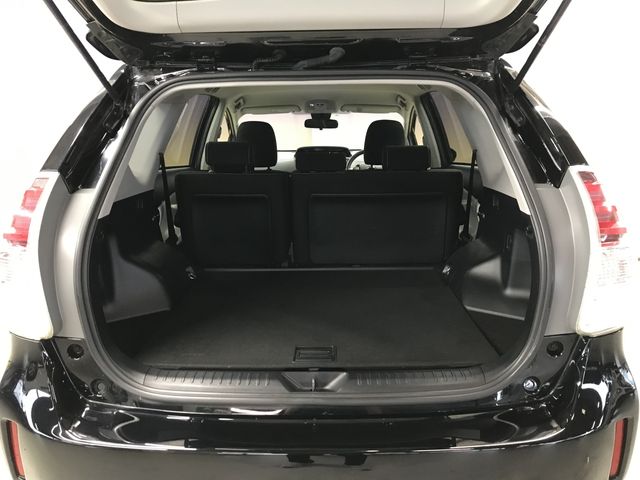 Toyota PRIUS ALPHA 2019-01 23373-7