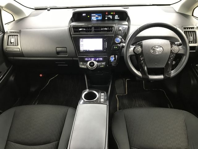 Toyota PRIUS ALPHA 2019-01 23373-1