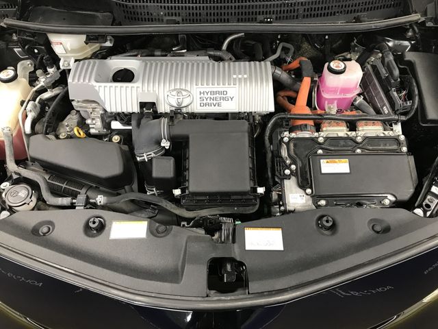 Toyota PRIUS ALPHA 2019-01 23373-27