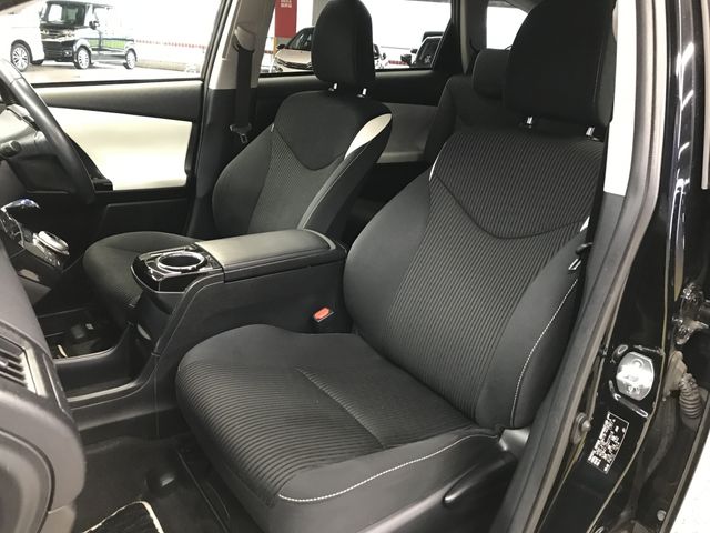 Toyota PRIUS ALPHA 2019-01 23373-22