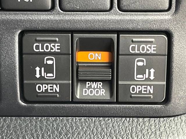 Toyota VOXY 2020-03 18995-6