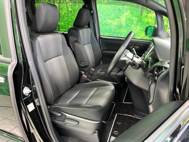 Toyota VOXY 2020-03 18995-8