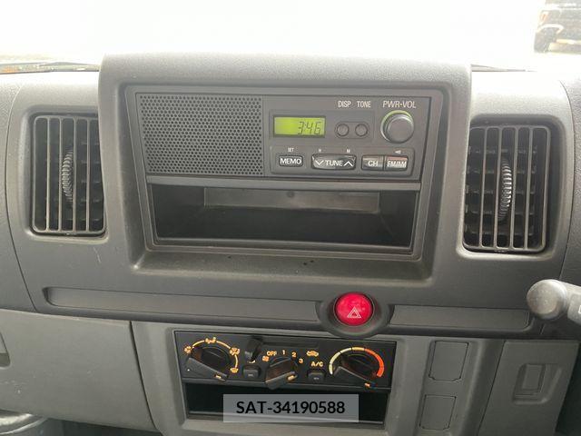 Nissan CLIPPER 2013-10 206783-6