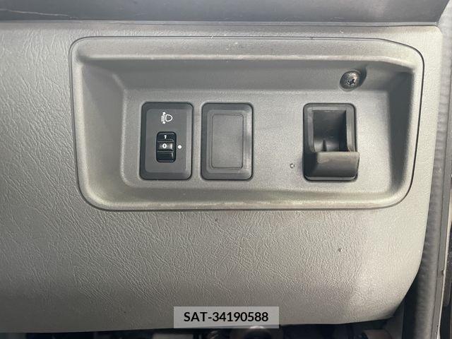 Nissan CLIPPER 2013-10 206783-10