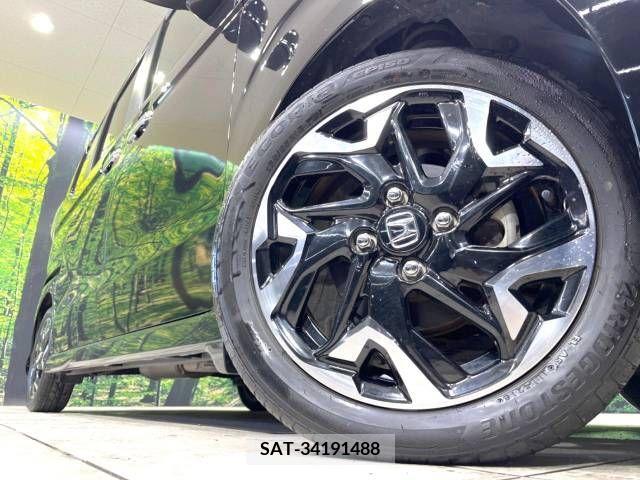 Honda N BOX CUSTOM 2018-11 209040-13