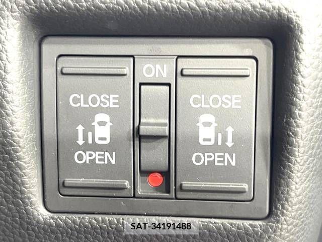 Honda N BOX CUSTOM 2018-11 209040-7