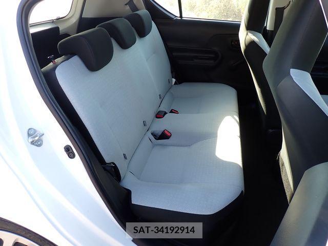 Toyota AQUA 2018-09 203582-16