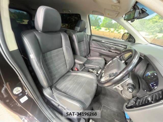 Mitsubishi OUTLANDER PHEV 2015-09 350758-9