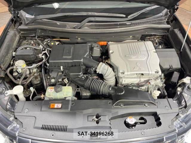 Mitsubishi OUTLANDER PHEV 2015-09 350758-18